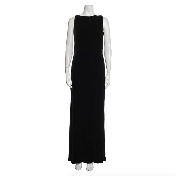 OSCAR DE LA RENTA Bateau Neckline Long Dress